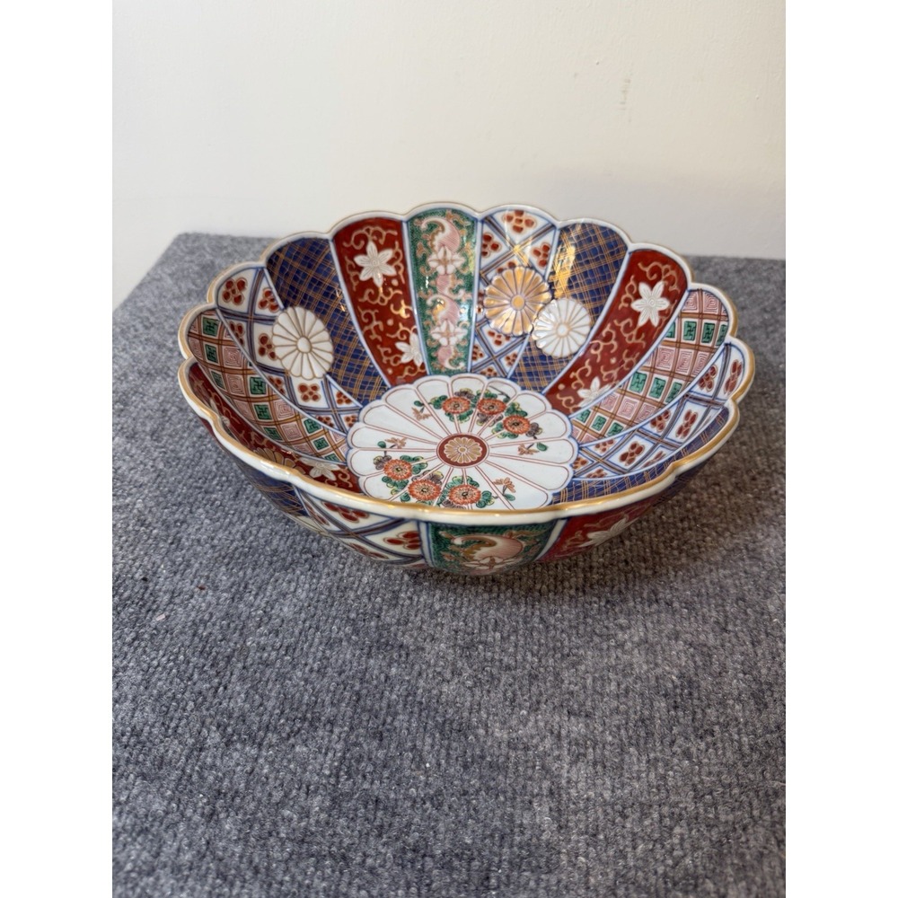 Large Japanese Imari Porcelain Bowl 12" Scalloped Hand Painted Gilt Marked